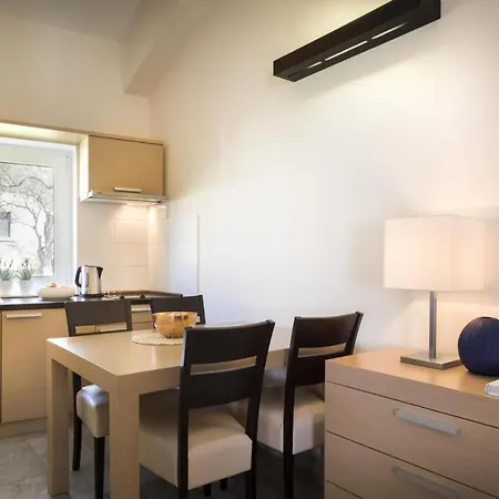 Apartment Aci Marina Cres Exterior photo